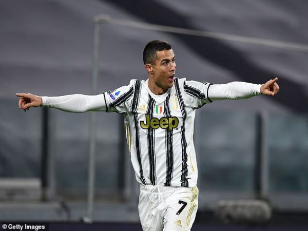 Tin thể thao chiều 25/11: Ronaldo san bằng kỷ lục của Messi tại Cup C1