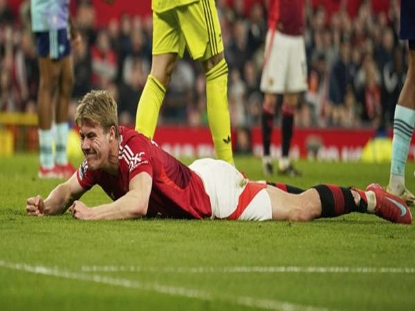 Tương lai bấp bênh của Arsenal