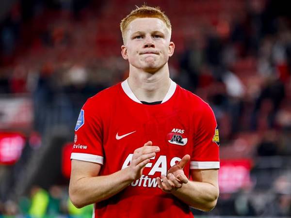 Tin Chelsea: The Blue dẫn đầu cuộc đua chiêu mộ Kees Smit